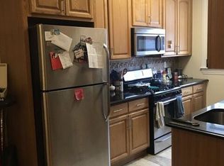 3092 Steinway St #2, Astoria, NY 11103