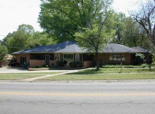 1123 W 40th St, Texarkana, TX 75503