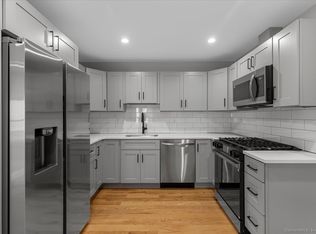 36 Maple St #3, New Haven, CT 06511