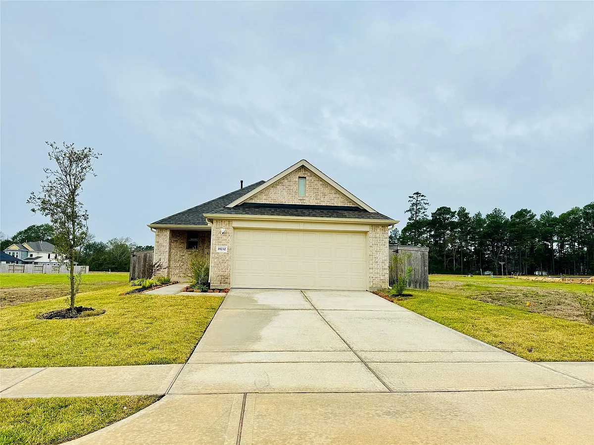 Building Photo - 19232 Hazel Firs Ct