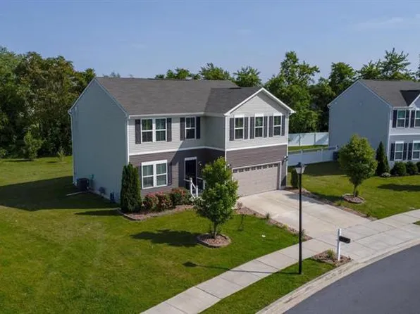 250 Lady Bug Dr, Dover, DE 19901