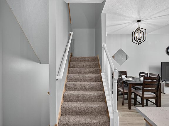 4th image of 17679 Hackberry Ct