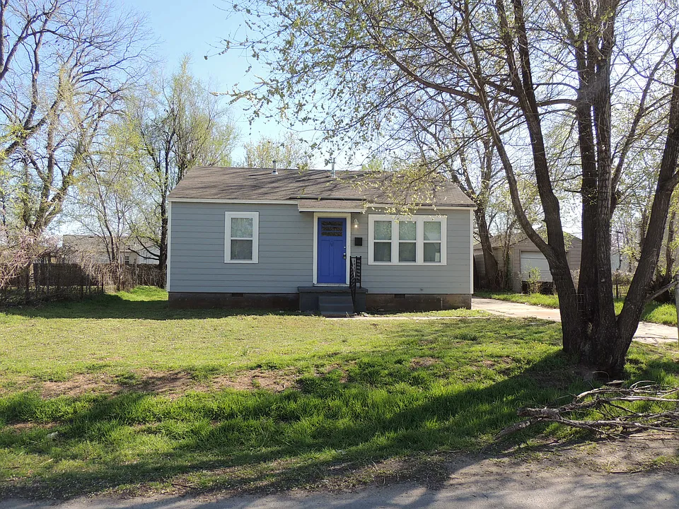 5312 W 11th Pl