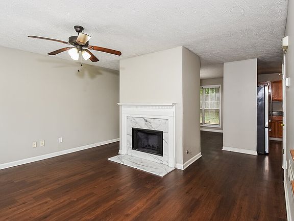 5th image of 2320 Kissing Tree Ln SE