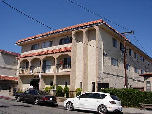 1st image of 13532 Kornblum Ave APT 102