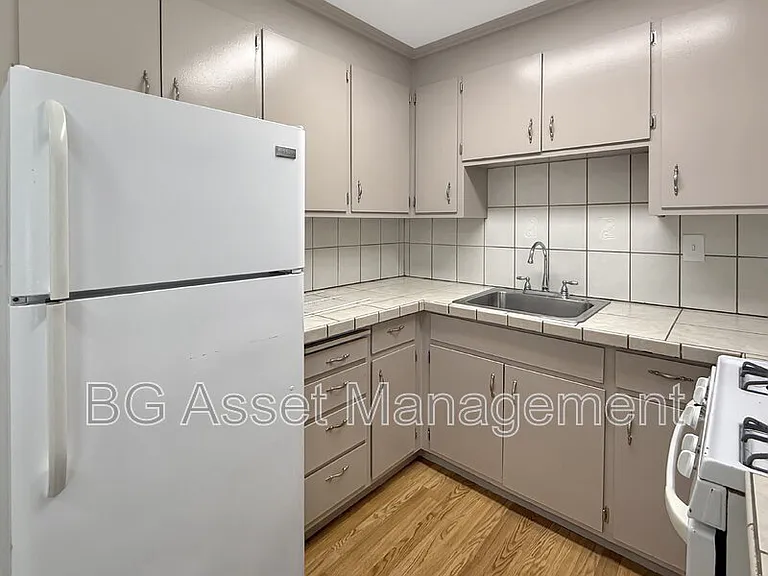 1610 Sanford Ave #3 — Photo 7