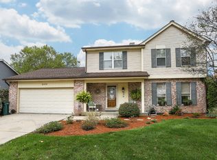 2410 Marlborough Ln, Darien, IL 60561