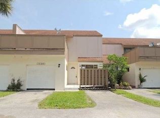 8189 NW 8th Mnr, Plantation, FL 33324