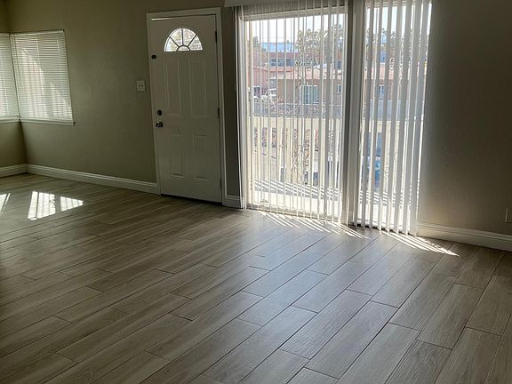 4th image of 6452 Casada Way APT D