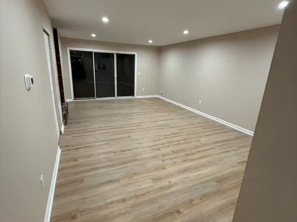 100 Shawnee Pl, Absecon, NJ 08205