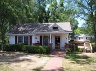 920 Cardinal Dr, Gainesville, GA 30501