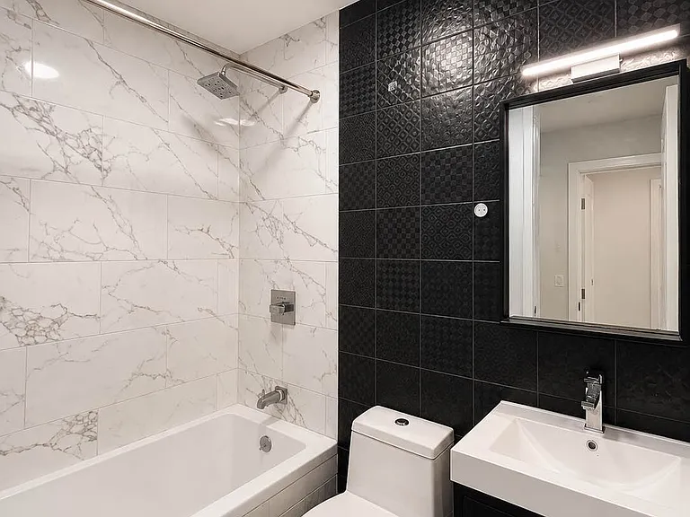 55 Stanhope St #3R — Photo 14