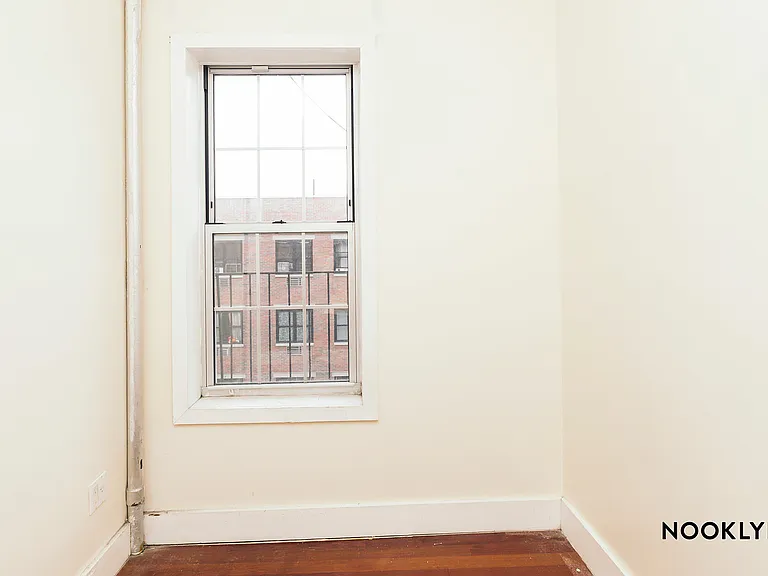 117 S 4th St #21 — Photo 2