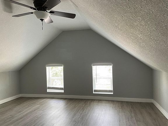 3rd image of 1701 40th St