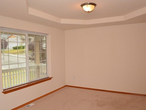 3rd image of 5614 76th Ave NE
