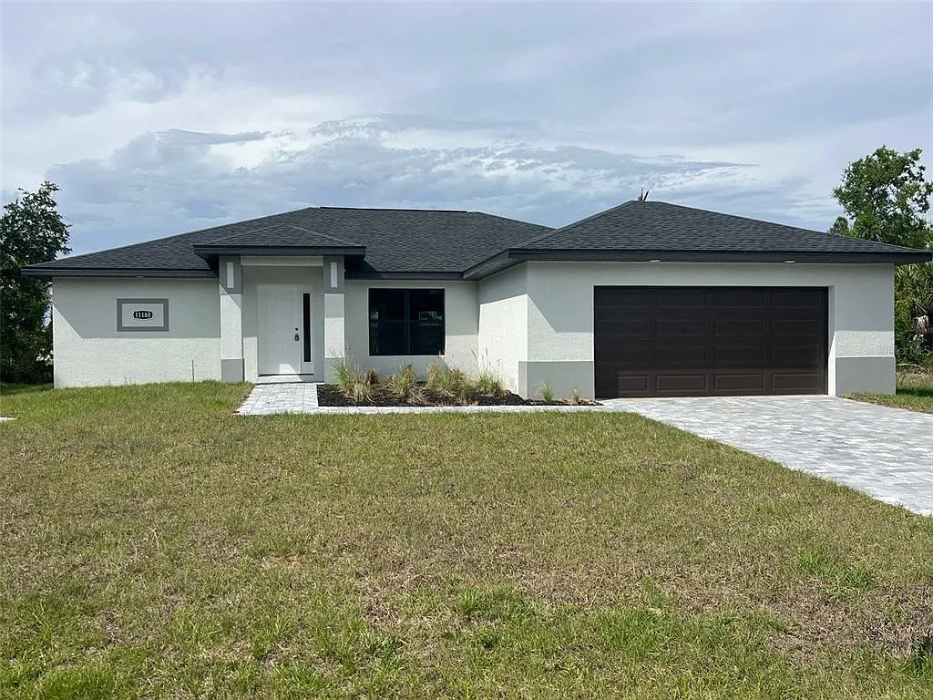 3 bed, 2.0 bath, 1704 sqft, $2,550 — Photo 1