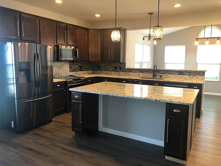1417 Hoovler Way — Photo 6