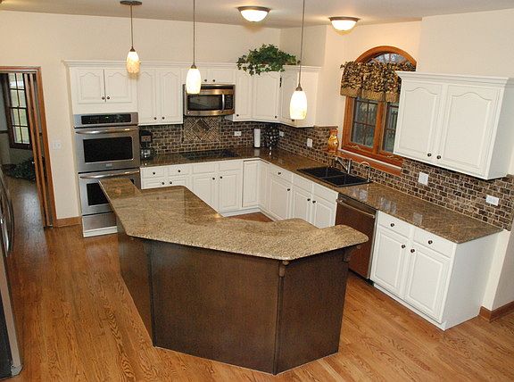 4th image of 10616 Sunningdale Ct