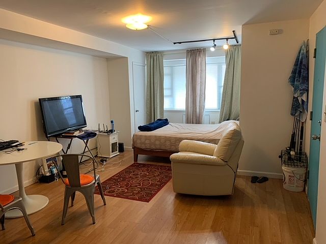 2nd image of 34-50 10th St