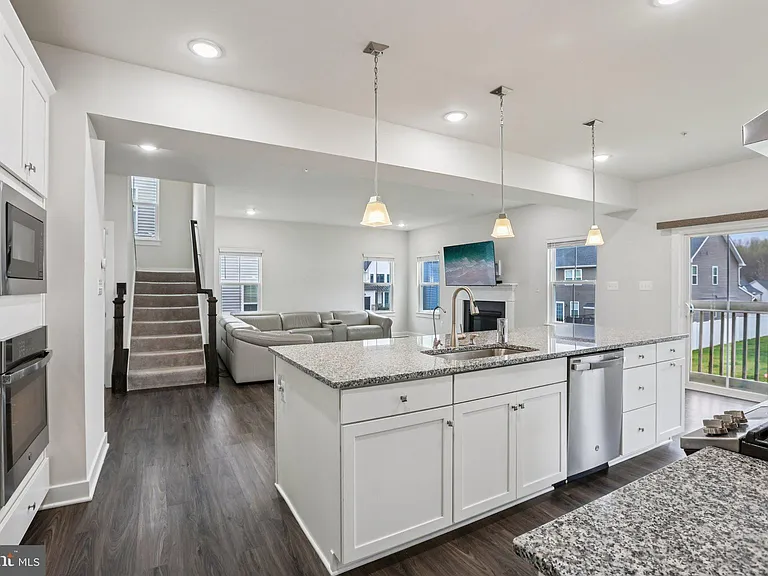 11002 Cornerstone Ln — Photo 15