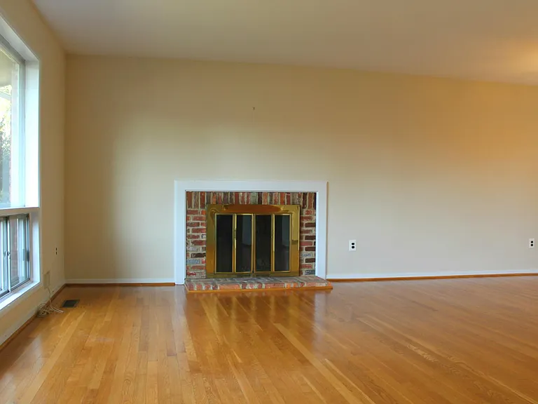 1049 Balls Hill Rd — Photo 15