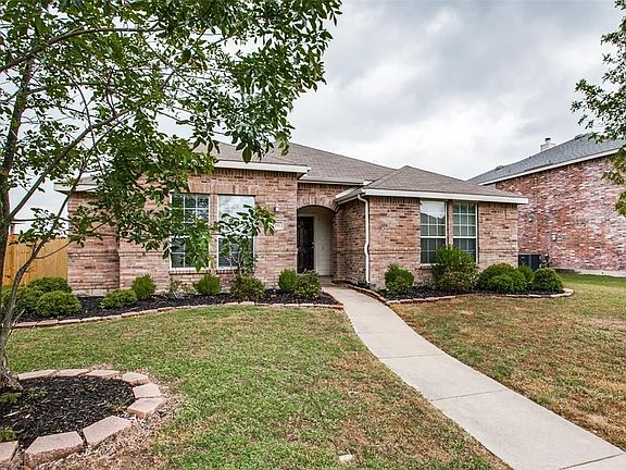 2nd image of 116 Singleton Dr