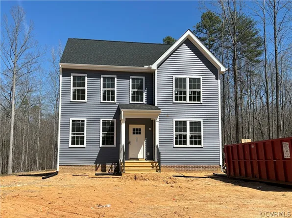 10961 Evergreen Dr, Amelia Court House, VA 23002