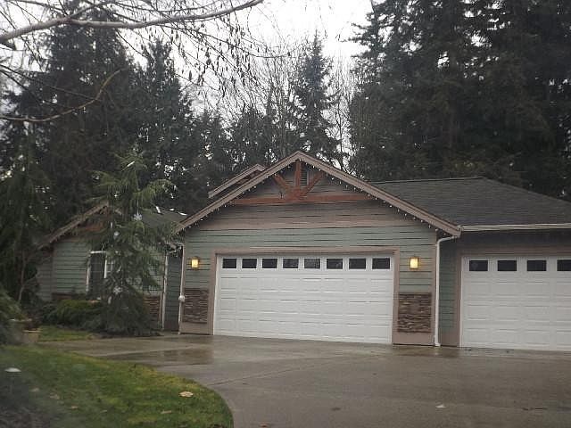 1st image of 5633 195th Ave E