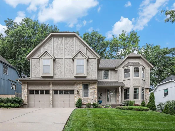 11518 Knox St, Overland Park, KS 66210