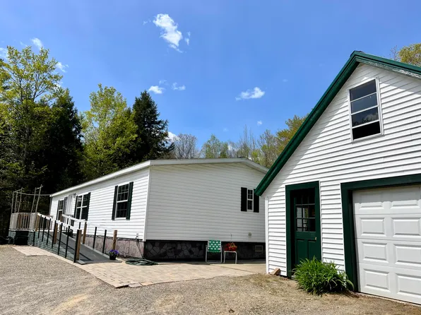 419 Lang Hill Highway, Brooks, ME 04921