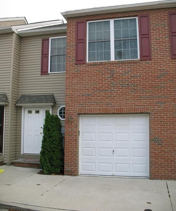 1st image of 2654 Alresford St