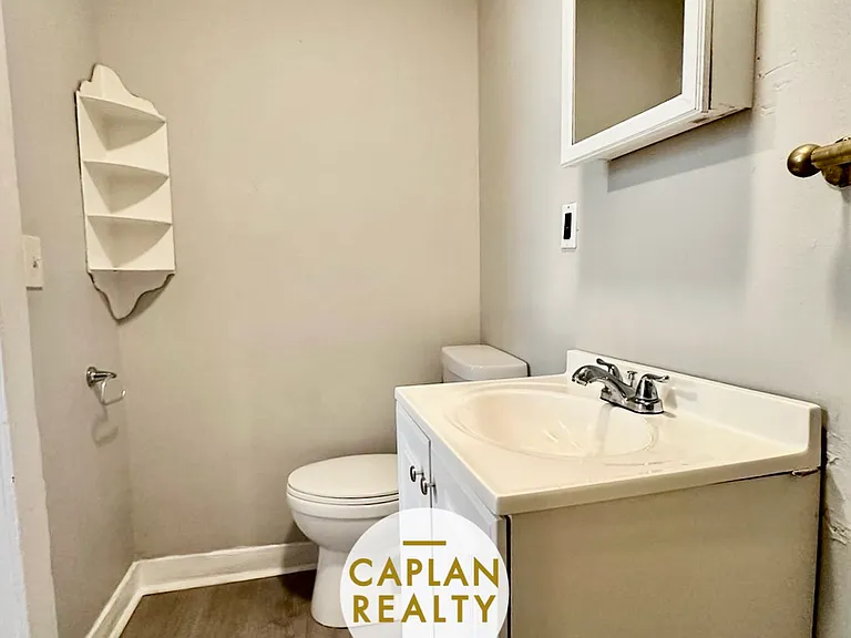 399 Howard Ave #2K — Photo 7