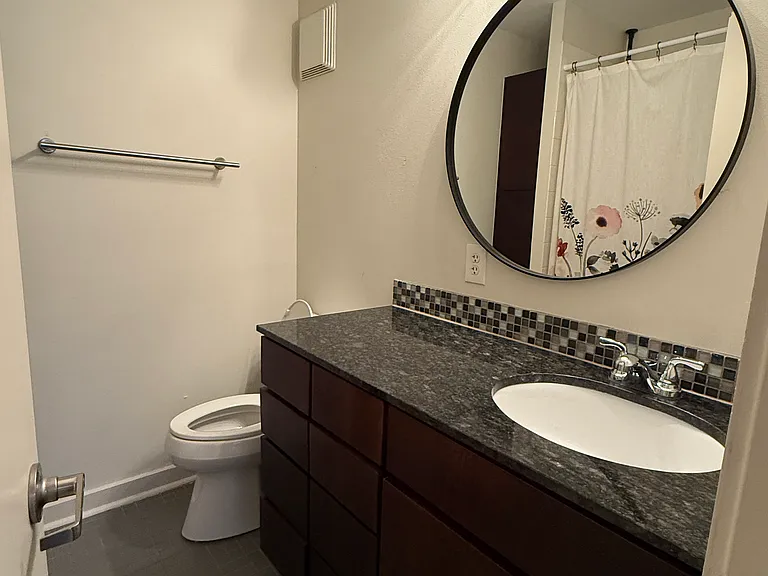 2200 Dickson Dr #101 — Photo 10