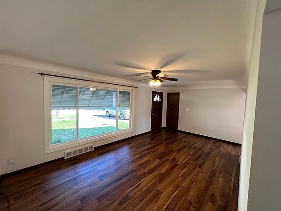 5th image of 6378 Sylvia Dr