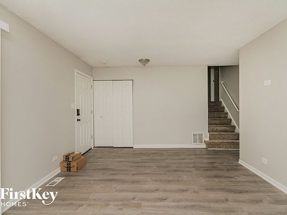 3rd image of 22551 Clarendon Ave