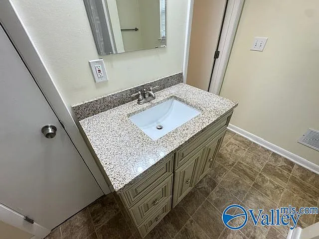 1200 Bailey Cove Cir SE #A — Photo 20
