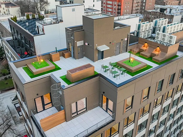 80 Linden Blvd #3A — Photo 27