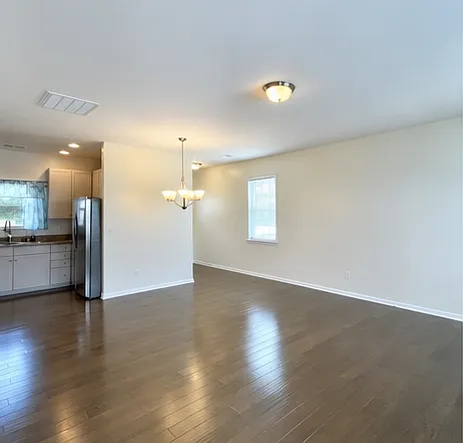 351 Cardwell Ln — Photo 5