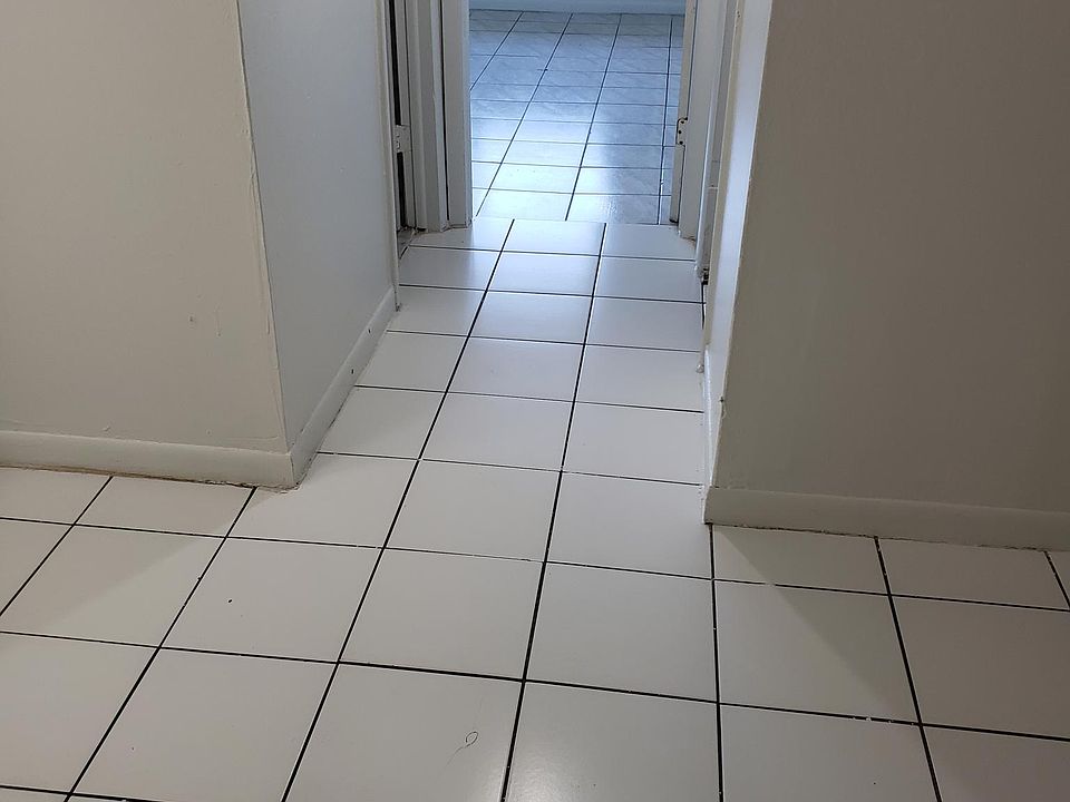 2nd image of 301 NW 177th St APT 228