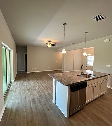 4th image of 3687 Wenona Dr