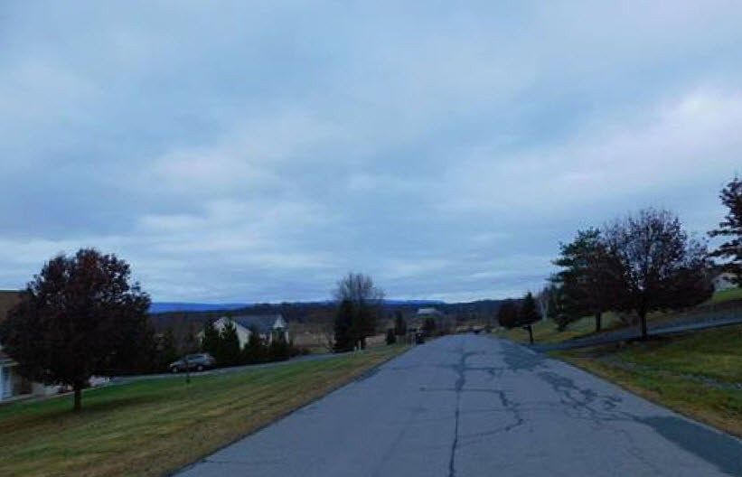 2nd image of 34 Teplitz Ct