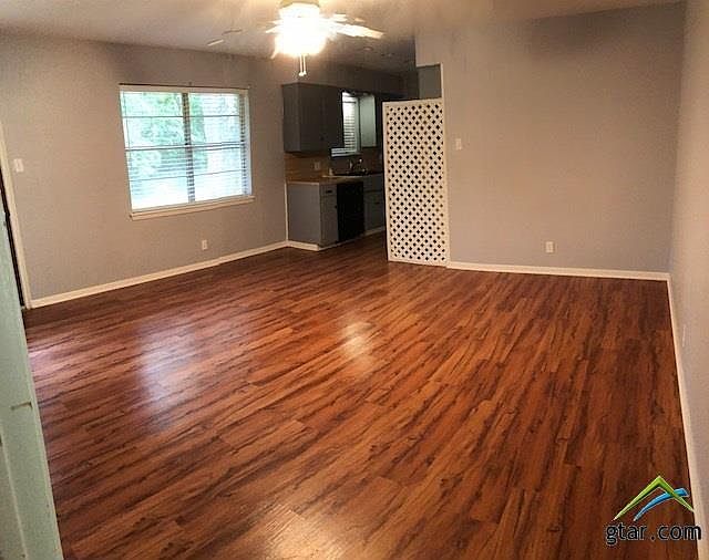 2nd image of 2014 Redbud Ave