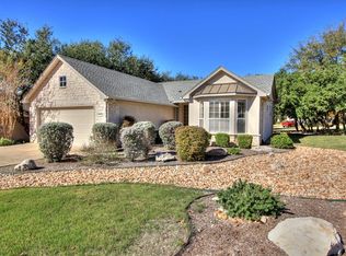 105 Larkspur Ln, Georgetown, TX 78633