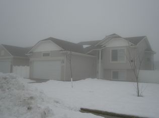 8918 N Oak St, Spokane, WA 99208
