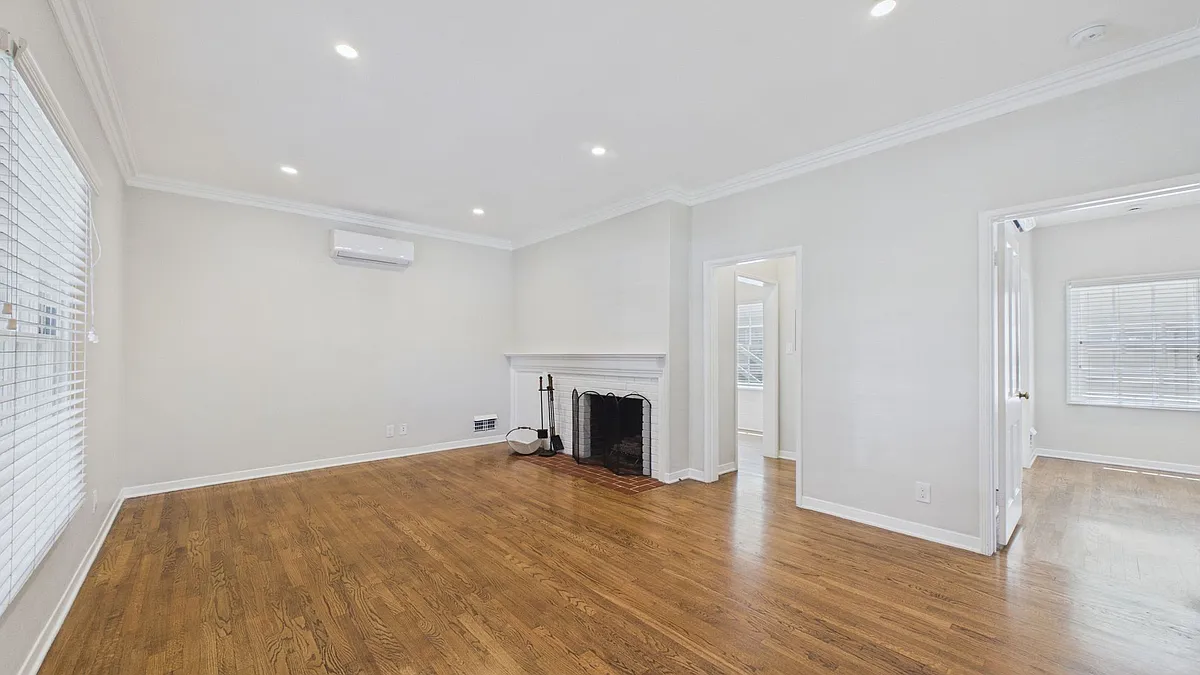 Building Photo - 664 Mira Monte PL