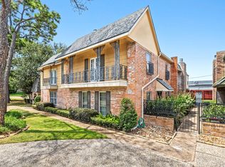 5534 Beverlyhill St APT 8, Houston, TX 77056