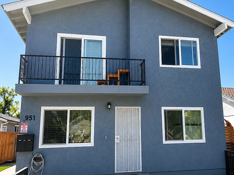951 W Summerland Ave — Photo 11