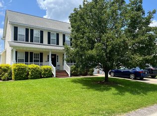 129 Barkley Ct, Raeford, NC 28376