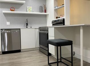 2960 Riverside Dr APT 220-2, Coral Springs, FL 33065