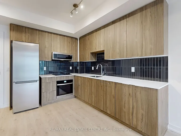 2501 Saw Whet Blvd N #549 — Photo 15